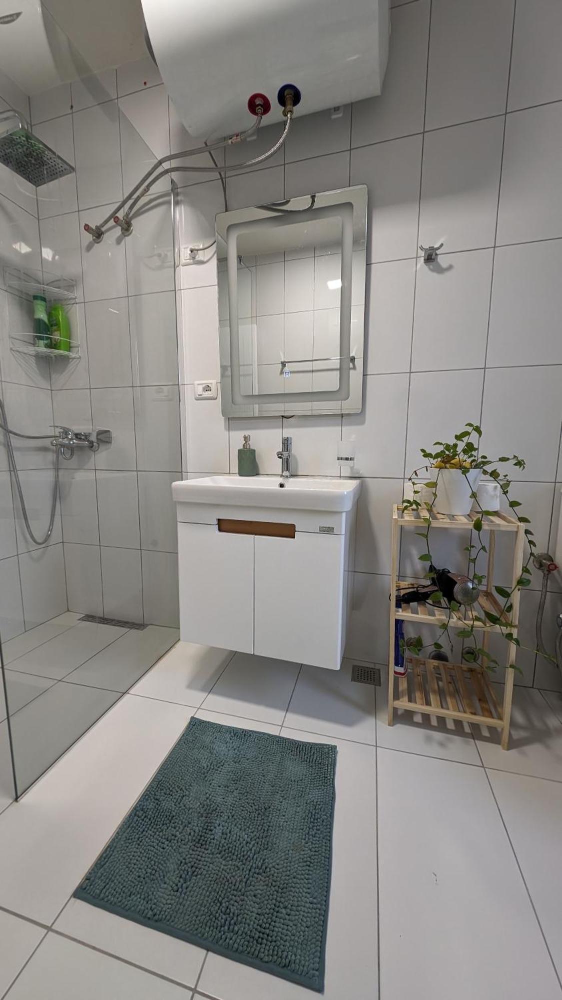 Modern Cozy Apartment 10 Min Walk To Skanderbeg Square تيرانا المظهر الخارجي الصورة